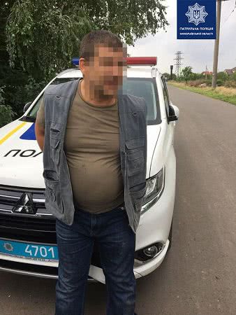 У Миколаєві патрульні затримали чоловіка, який скоїв пограбування
