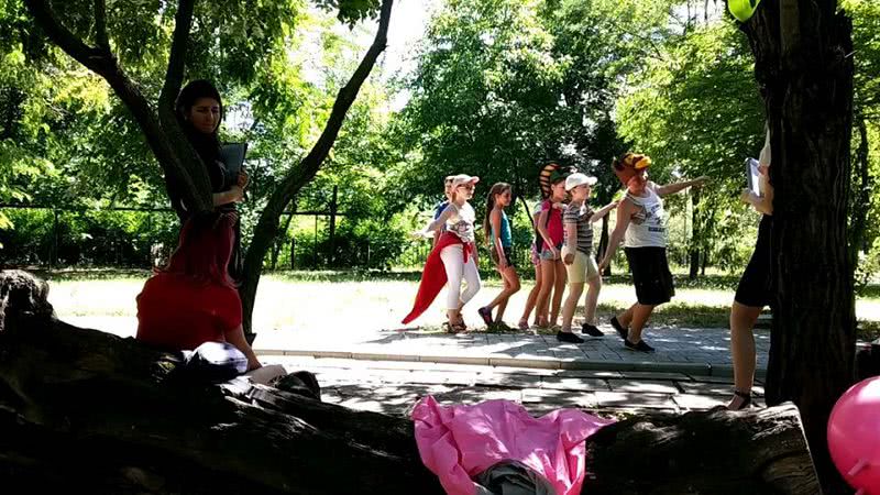 В Николаевском зоопарке можно много нового узнать о животных, поучаствовать в весёлых играх и театральных сценках
