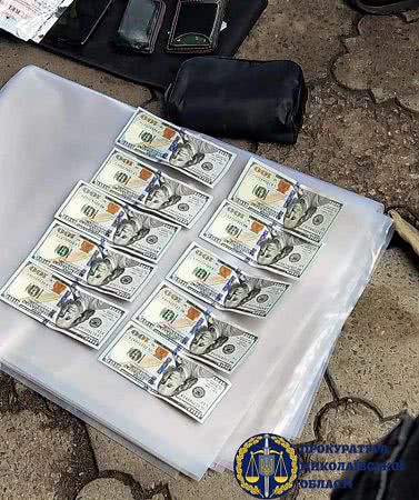 На Миколаївщині затримано помічника начальника колонії під час отримання хабаря