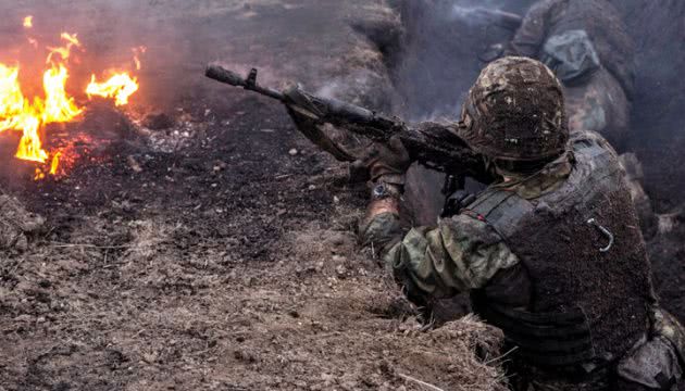 Оккупанты 12 раз нарушили «тишину», ранив двух украинских военных