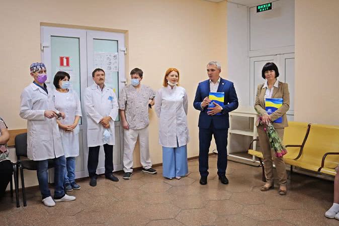У Миколаєві укладено контракти з директорами 11 комунальних некомерційних підприємств Миколаївської міської ради