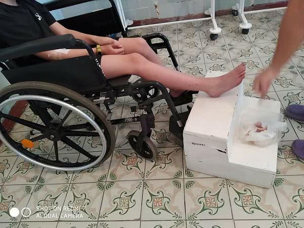 В Николаеве парню, который прыгнул с причала и поранил ногу, сделали операцию — фото