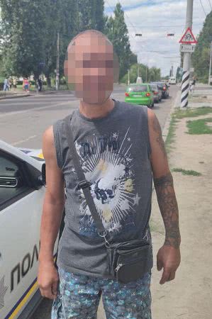 У Миколаєві затримали підозрілого чоловіка