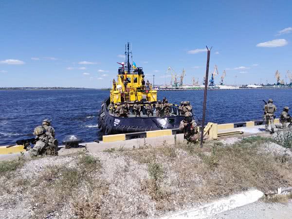 На Николаевщине продолжаются учения на территории порта «Ольвия»