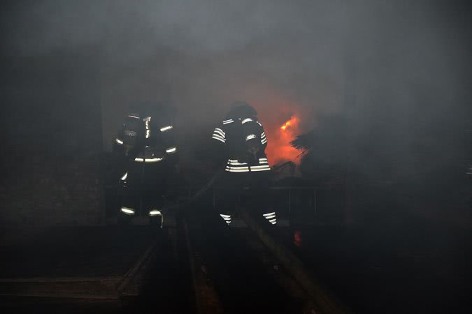 У Миколаєві горів гаражний кооператив «Сонячний»