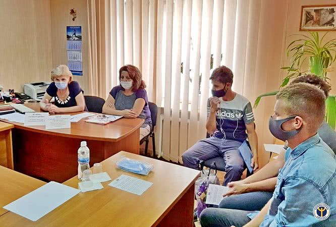 Выпускники николаевских вузов, имеющие инвалидность, могут трудоустроиться