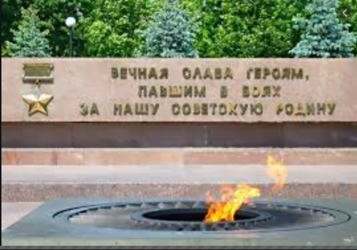 В Николаеве ночью группа молодых людей осквернила мемориал 68 героям-десантникам — видео