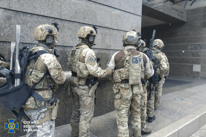 Операція по затриманню зловмисника, що захопив столичний банк, пройшла успішно — СБУ