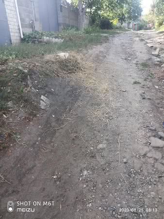 В Николаеве проезжая часть переулка требует капитального ремонта — фото