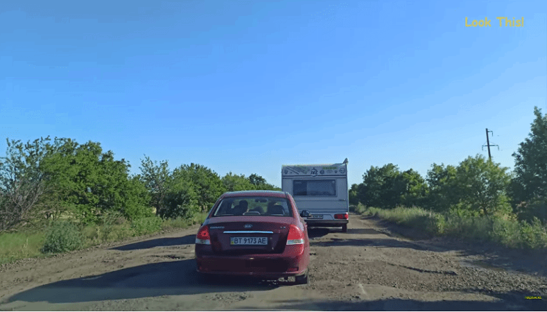 На Николаевщине дорога на курорт вредит ходовой автомобиля