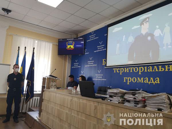 На Николаевщине реализуют проект «Полицейский офицер громады»