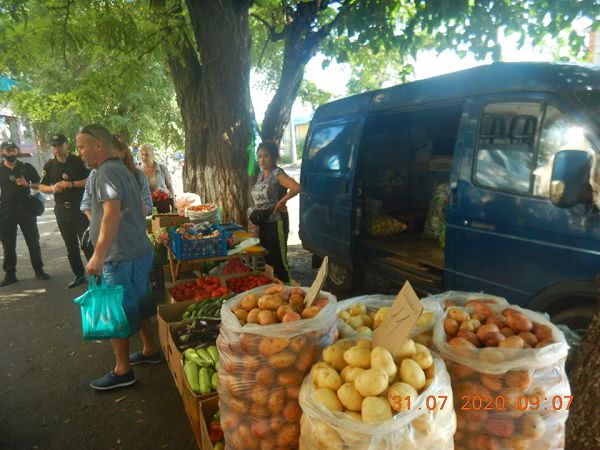 В Николаеве на 6-ой Слободской провели рейд и составили протоколы на нарушителей торговли