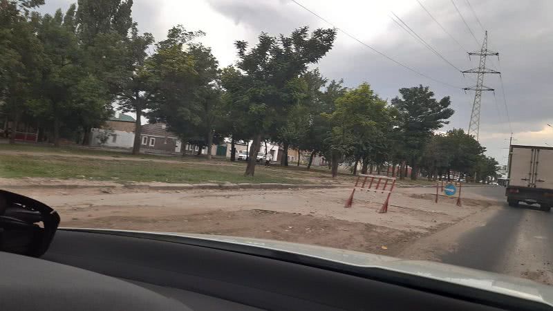 В Николаеве перерыта вся улица Пограничная: движение автомобилей затруднено