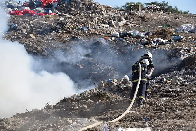 На Миколаївщині ліквідували масштабну пожежу