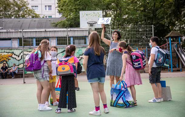 В Николаеве уже закрывают школы и отправляют классы на самоизоляцию: как ученикам продолжать обучение