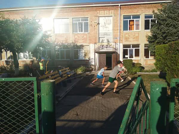 В городе на Николаевщине воспитанники спортшколы получили много наград