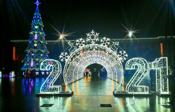 В Николаеве пошел первый снег (фото)