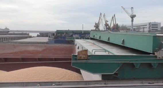 Терминал «Нибулона», на котором вчера был пожар, сегодня уже полноценно в работе