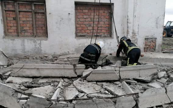 19-летний парень погиб под завалом обрушившегося здания в Казанке