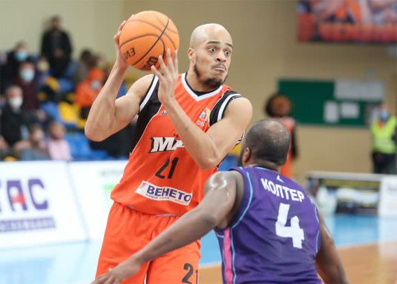 МБК «Николаев» проиграл «Черкасским мавпам»