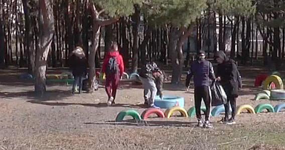 Николаевские танцоры умудрились продать мусор с пляжа "Чайка"