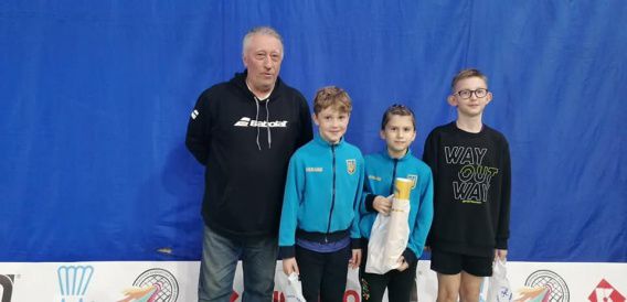 Николаевские бадминтонисты выиграли три финала «Южной лиги» в Одессе