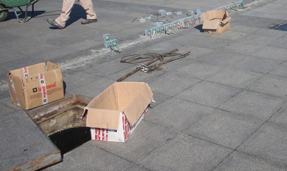 На реконструкцию Соборной площади дадут еще 7,5 миллиона гривен