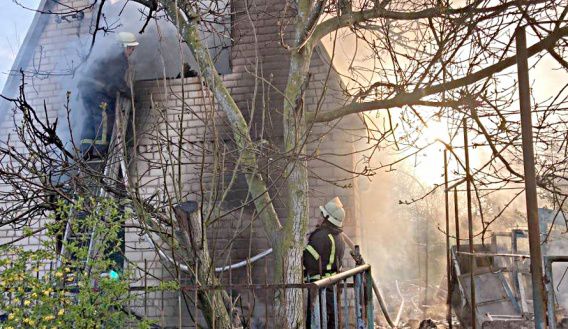 На дачах под Николаевом сгорел мужчина: полиция выясняет его личность
