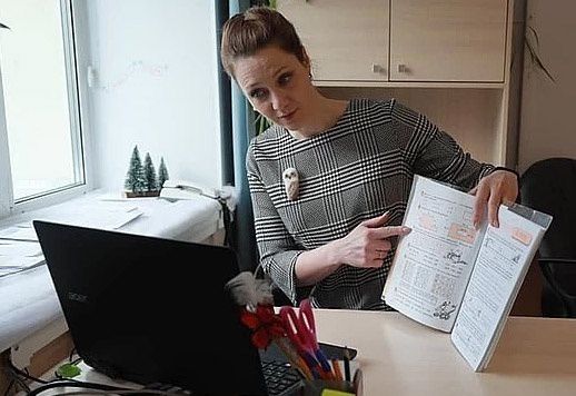 Николаевские школьники выходят с каникул на дистанционное обучение