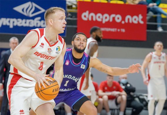 «Прометей» и МБК «Николаев» забросили в матче 201 очко