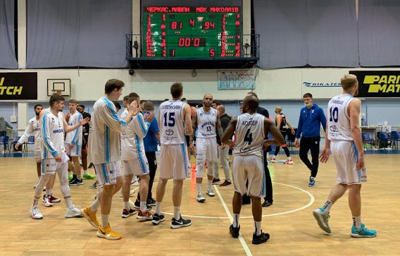 МБК «Николаев» уверенно побеждает «Черкасских мавп»