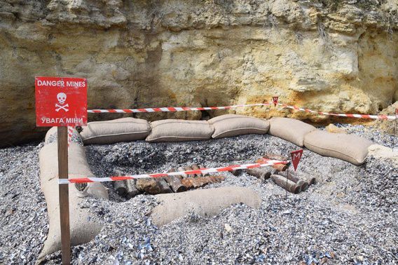 Николаевские водолазы и пиротехники на острове Березань занимались «подарками» со дня морского
