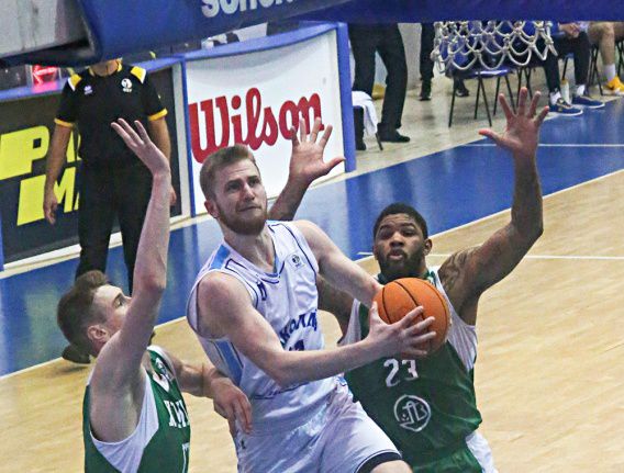 МБК Николаев проиграл Химику