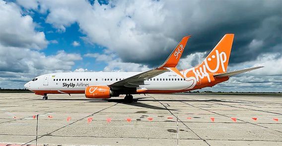 Николаевский аэропорт запустил регулярный рейс в Анталию и ежедневные полеты в Киев