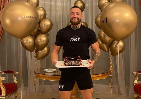 Боец UFC Конор Макгрегор самый богатый в мире спортсмен года