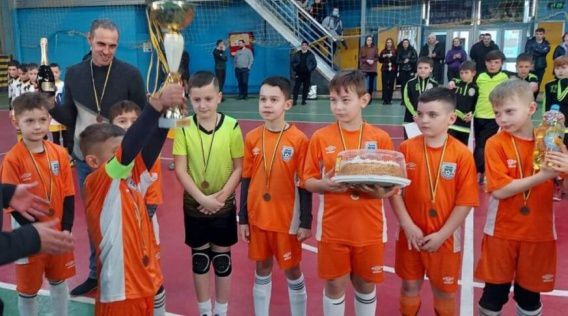 Николаевскому футболисту и тренеру Сергею Силецкому - 50!