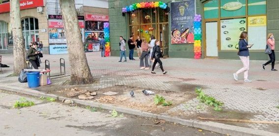 С улицы Соборной убрали еще две мини-кофейни