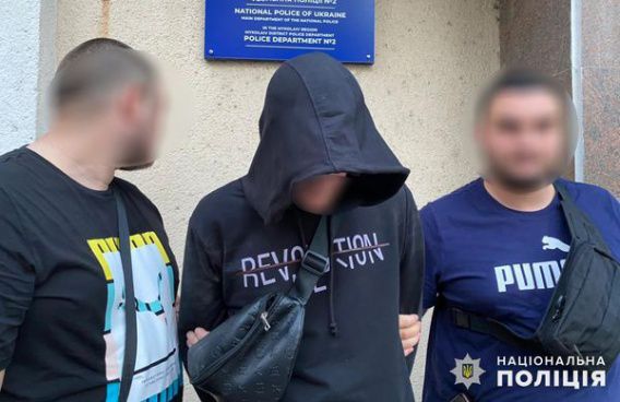 Поймали николаевского мошенника, выманившего у 81-летней бабушки 9 тысяч гривен «на лечение»