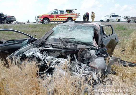 Трое погибших, двое в больнице: на трассе Н-11 столкнулись KIA Optima и Mazda