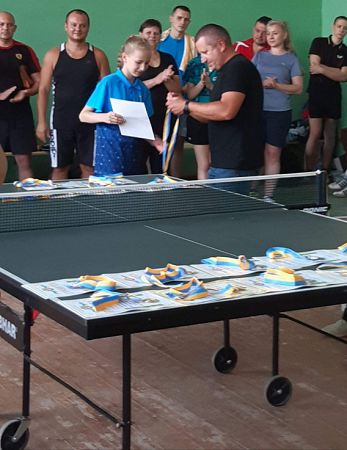Радсад принял турнир по настольному теннису с участием команд пяти областей