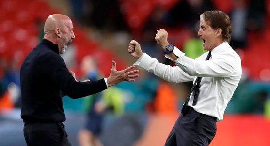 Италия вымучила победу над Австрией в дополнительное время