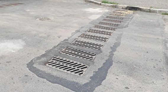 На Набережной отремонтировали дождеприемники, в которых теряли колеса николаевские автомобилисты