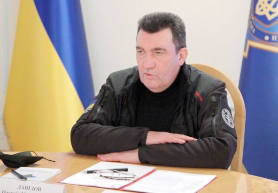 Мэр и депутаты за это ответят, - Данилов об открытии российского супермаркета в Николаеве