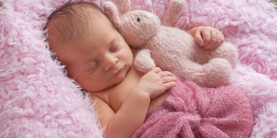 В Николаеве за неделю родились ровно пятьдесят девочек