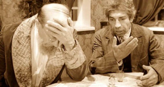 Нацсовет грозит проблемами телеканалу "Интер" из-за показа "Собачьего сердца", "Служебного романа" и других советских фильмов