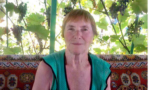 Вышла из дома в халате и пропала: в Николаеве объявили в розыск Люсю Титову