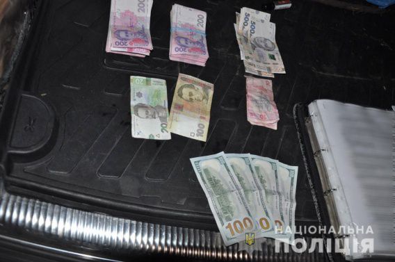 В Николаеве задержали военкома и его помощников, которые за деньги «отмазывали» призывников от армии