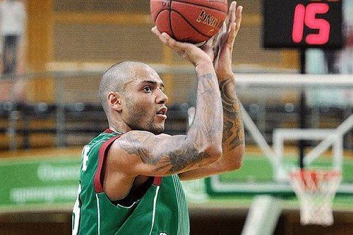 Экс-форвард МБК «Николаев» Макс Конате трудоустроился в «Черкасских мавпах»