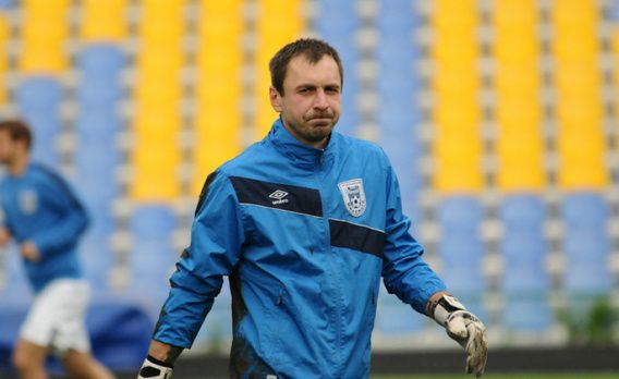 Экс-голкипер МФК «Николаев» Роман Чумак забивает за «Арарат»!