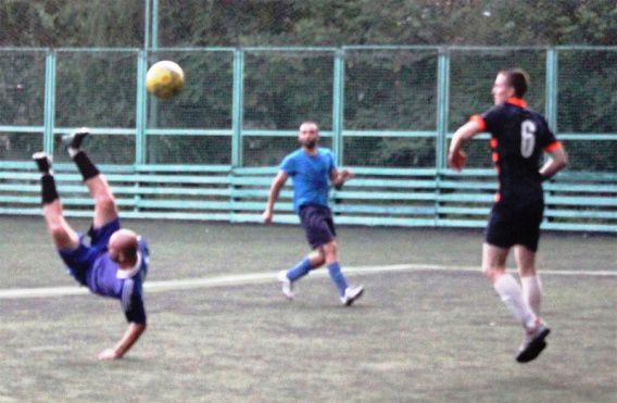 Хет-трики Куценко и Приходько принесли крупные победы «Варусу» и «Лескам»